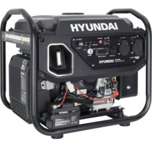 Hyundai Inverter-Stromerzeuger HY5000iE, tragbar, schwarz, mit Metallrahmen, Bedienfeld, Digitalanzeige und 12-Volt-Batterie.