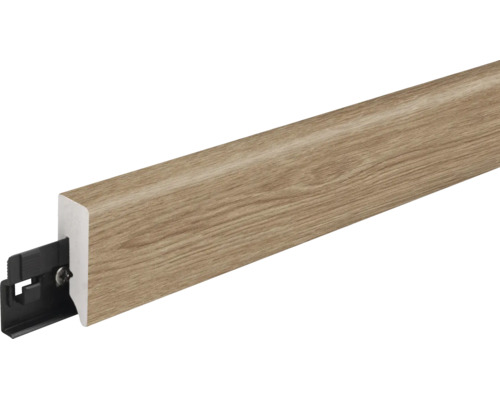Sockelleiste mit Holzoptik und integriertem Befestigungsclip