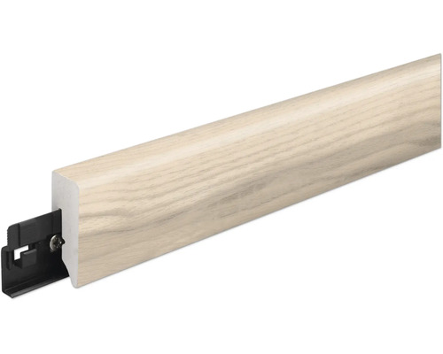 Sockelleiste mit Holzoptik Oberfläche und integriertem Befestigungsclip