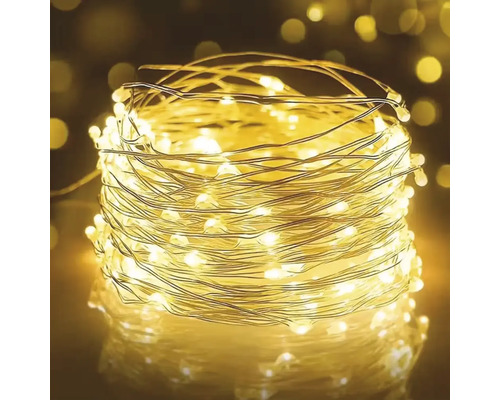 LED-Lichterkette auf Draht mit warmweißen Micro-LEDs, in einer Rolle aufgewickelt.