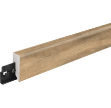 Sockelleiste mit Holzoptik und integriertem Befestigungsclip