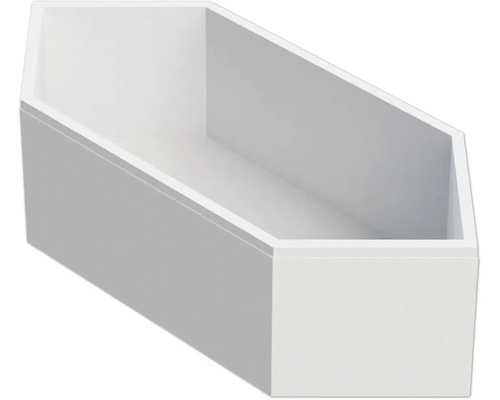 Weiße, fünfeckige Badewanne als Raumlösung für moderne Badezimmer