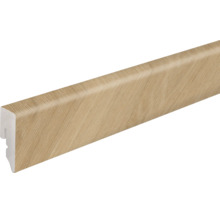 Fußleiste in Holzoptik mit profilierter Rückseite für Wandabschlüsse