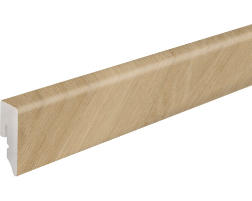 Fußleiste in Holzoptik mit profilierter Rückseite für Wandabschlüsse