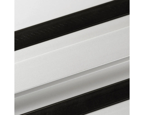 Detailaufnahme eines Fensterprofils mit Gummidichtung
