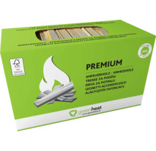 Ein Karton mit Premium Anfeuerholz mit FSC Zertifizierung.