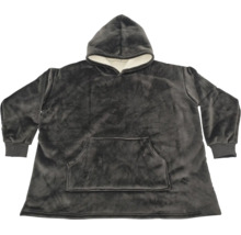 Kuscheliger Kapuzenpullover Deckenhoodie aus weichem Fleece Material mit Kapuze und einer großen Kängurutasche auf der Vorderseite