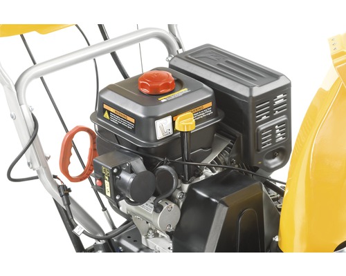 Detailansicht des Motors einer Schneefräse