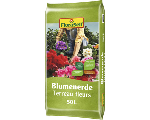 FloraSelf Blumenerde 50 Liter für Blumen und Pflanzen in einer praktischen Pflanzentasche.