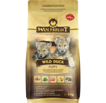 Wolfsblut Wild Duck Puppy Hundefutter Trockenfutter mit Entenfleisch und Kartoffeln fuer heranwachsende Hunde zwei Kilogramm Packung