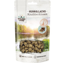 Wildes Land Huhn und Lachs Knabberkissen für Katzen, 50 Gramm Packung, getreidefreies Katzensnack mit viel Fleisch.