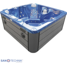 Quadratischer Whirlpool von Sanotechnik International mit Massagedüsen und Außenverkleidung in Holzoptik für den Gartenbereich