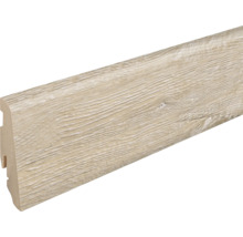 Fußleiste mit Holzmaserung aus Kunststoff für den Innenbereich