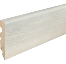Sockelleiste mit Holzoptik Oberfläche als Wandabschluss für Innenräume