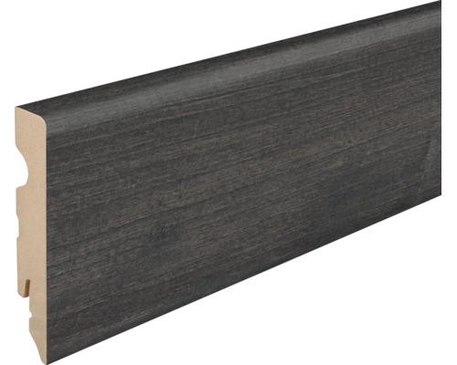 Fußleiste aus MDF mit Holzoptik Oberfläche für den Innenausbau