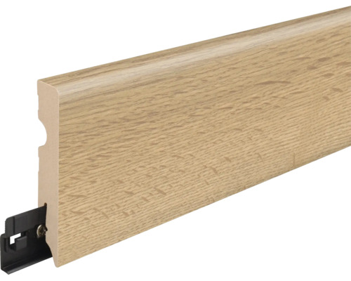 Sockelleiste mit Holzoptik und integriertem Befestigungsclip aus Kunststoff