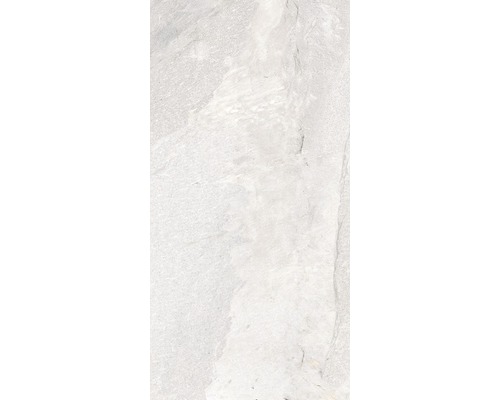 Helle Fliese mit Steinoptik