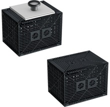 Zwei schwarze Regensickerboxen, eine mit Deckel