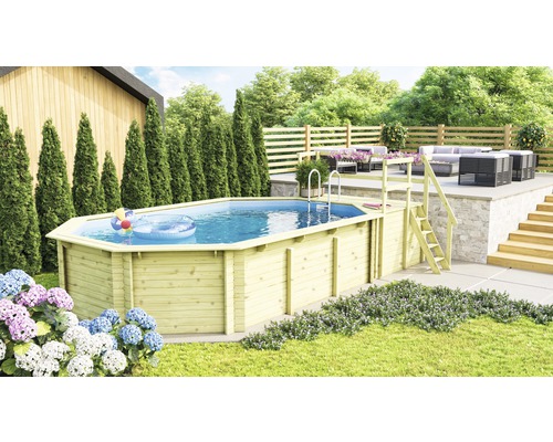 Aufbaubecken aus Holz mit Leiter und Badeinsel im Garten