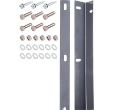 Befestigungsset mit Schrauben, Muttern, Unterlegscheiben und zwei Metallwinkeln