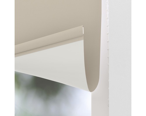 Rollo teilweise abgerollt