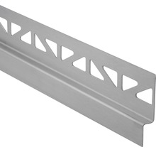 Fliesenprofil aus Metall mit Dreiecksmuster