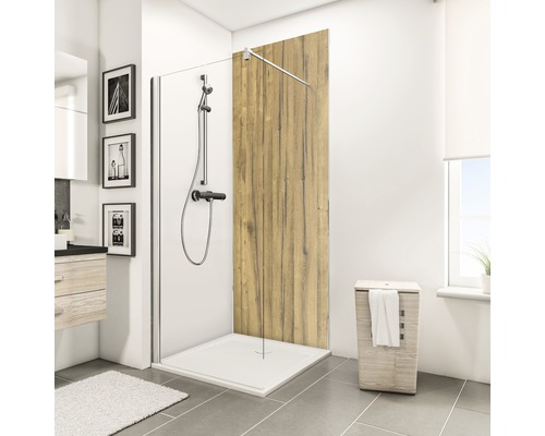 Begehbare Dusche mit Duschrinne, Armatur und Holzelement in Badezimmer