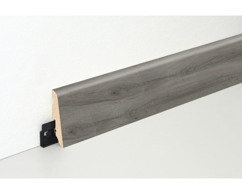 Fußleiste mit Befestigungsclip zur Wandmontage