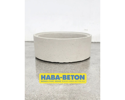 Runder Schachtring aus Beton