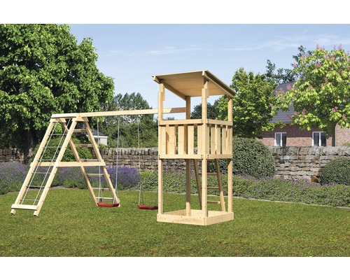 Karibu Spielturm Pultdach Anna Fichte inkl. Doppelschaukel und Klettergerüst Holzspielturm mit Schaukel und Leiter im Garten.