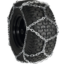 Schneeketten auf einem Reifen für erhöhte Traktion