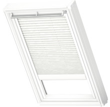 Dachfenster mit Plissee-Rollo