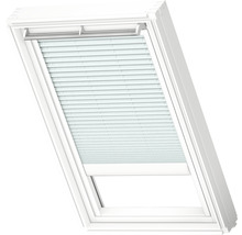 Dachfenster mit Plissee Sonnenschutz