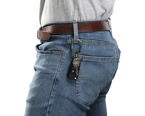 Jeans mit Schlüsselanhänger am Gürtel