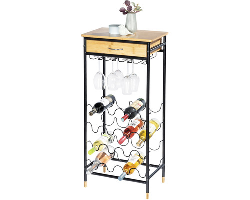 Weinregal mit Flaschen, Gläsern und Schublade