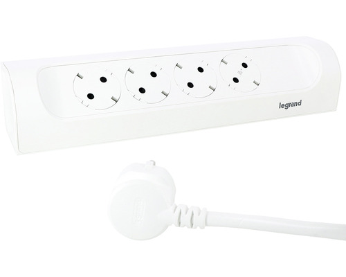 Steckdosenleiste mit vier Steckdosen und Legrand Logo