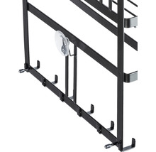Detailansicht eines schwarzen Badregals mit Haken und Saugnapf zur Befestigung an der Wand