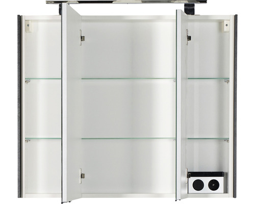 Offener Spiegelschrank mit Glasablagen und Steckdose