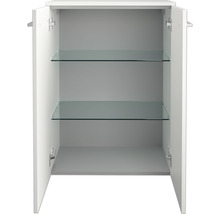 Geöffneter weißer Badschrank mit zwei Glasböden für Badezimmerutensilien