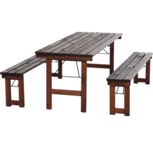 Biertischgarnitur mit einem Tisch und zwei Bänken aus Holz