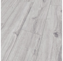 Heller Laminatboden mit Holzoptik für Innenräume