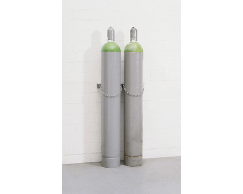 Gasflaschen-Wandhalter WH 230-S für 1 Gasflasche bis max Ø 230 mm Stahl verzinkt Zwei Gasflaschen mit Halterung vor einer Wand
