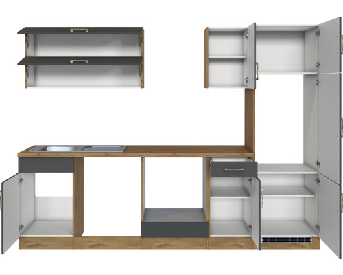 Küchenzeile mit Spüle, Hängeschränken und Unterschränken