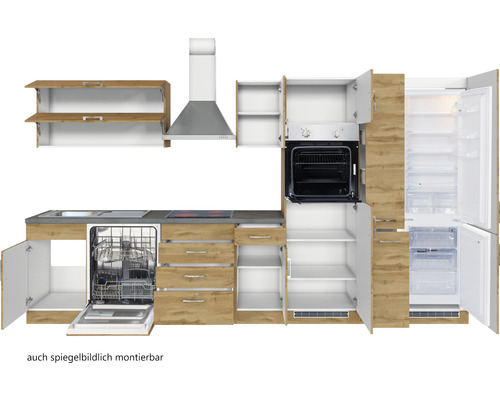 Küchenzeile mit Spüle, Geschirrspüler, Herd, Backofen, Dunstabzugshaube und Kühlschrank