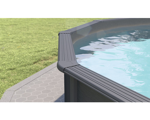 Detailansicht eines Aufstellpools im Garten