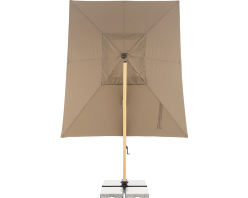 Quadratischer Sonnenschirm mit Holzstiel und Steinfuß