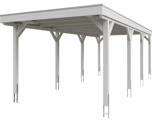 Weißer Holz Carport mit Stützpfosten
