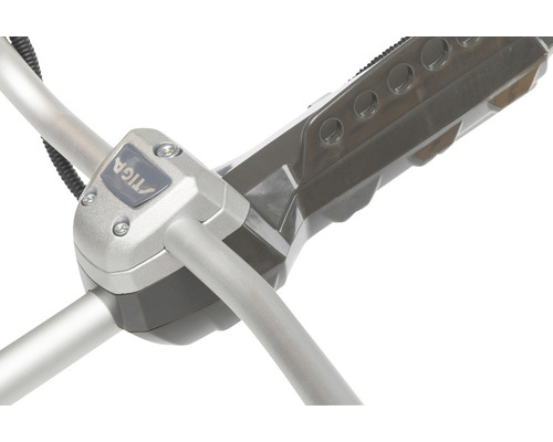 Detailansicht eines Rasentrimmers mit Stiga Logo