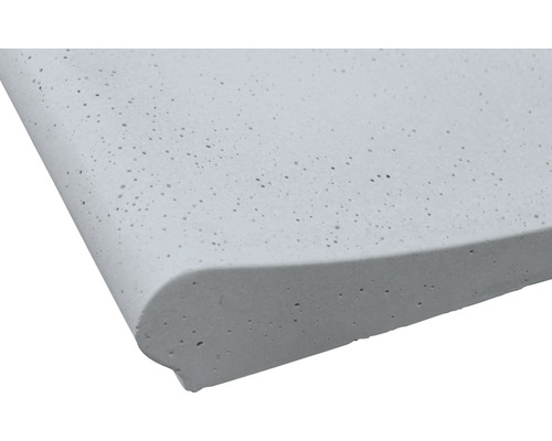 Betonbord mit abgerundeter Kante