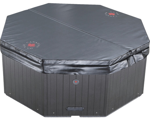 Abgedeckter, achteckiger Whirlpool mit Canadian Spa Co Logo